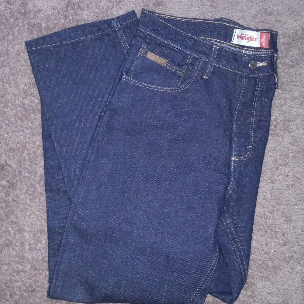Wrangler Jeans - Picture 1 of 6